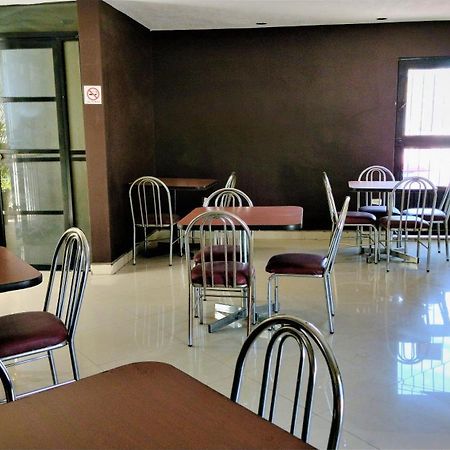 Laguna Inn Torreon Luaran gambar