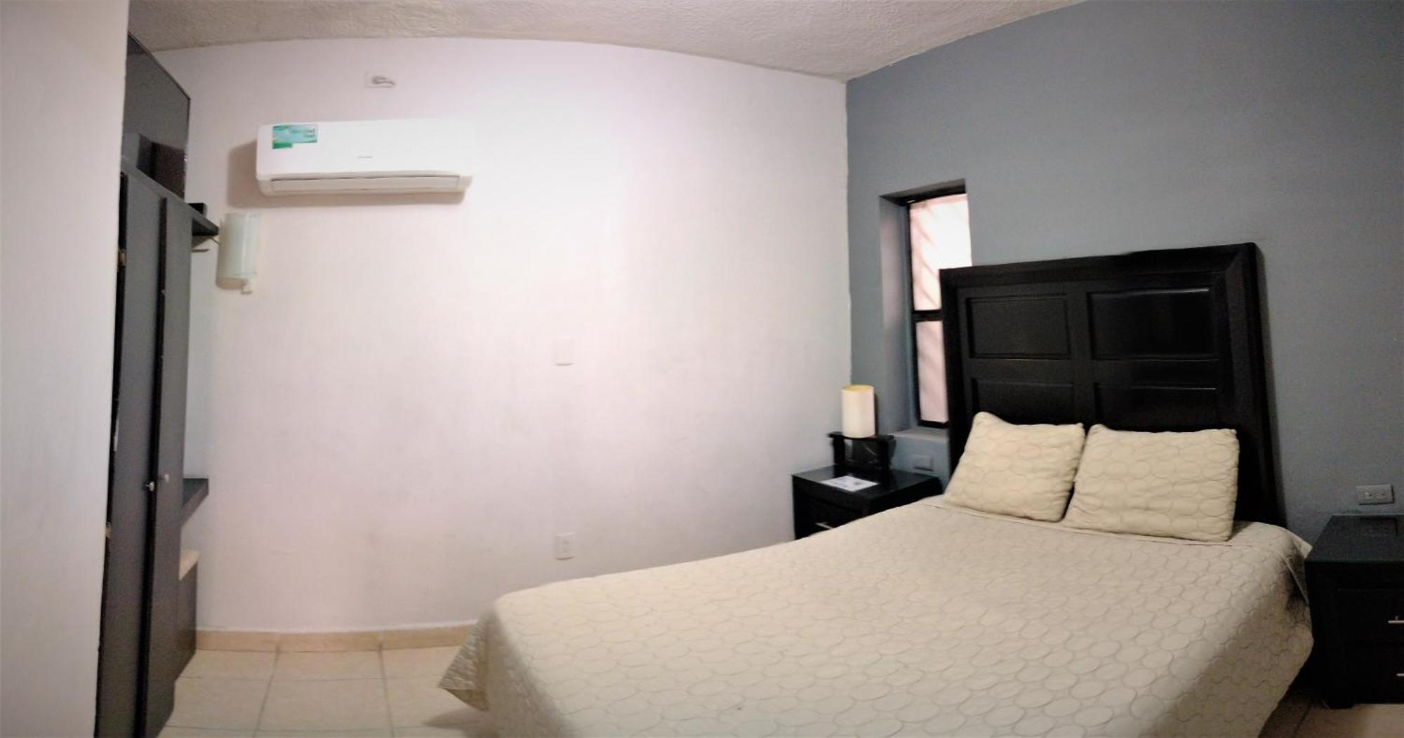 Laguna Inn Torreon Luaran gambar