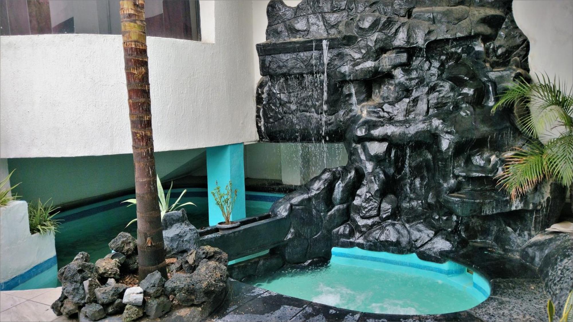 Laguna Inn Torreon Luaran gambar